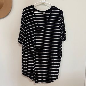 Old Navy Striped Black and White Luxe Tee, Size XXL
